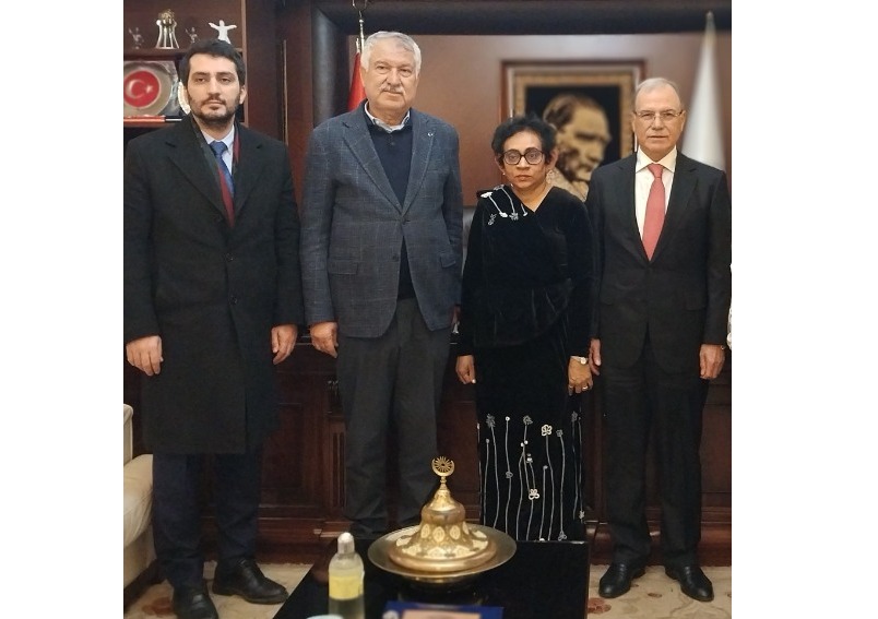 Sri Lanka Büyükelçisi, Türkiye’nin depremden etkilenen bölgelerine yardım seferberliği için lojistik merkez olan Adana’yı ziyaret etti